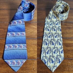 Evan Picone 100% Silk Elegant Blue Tie Geometric  and Yellow Tie  Set